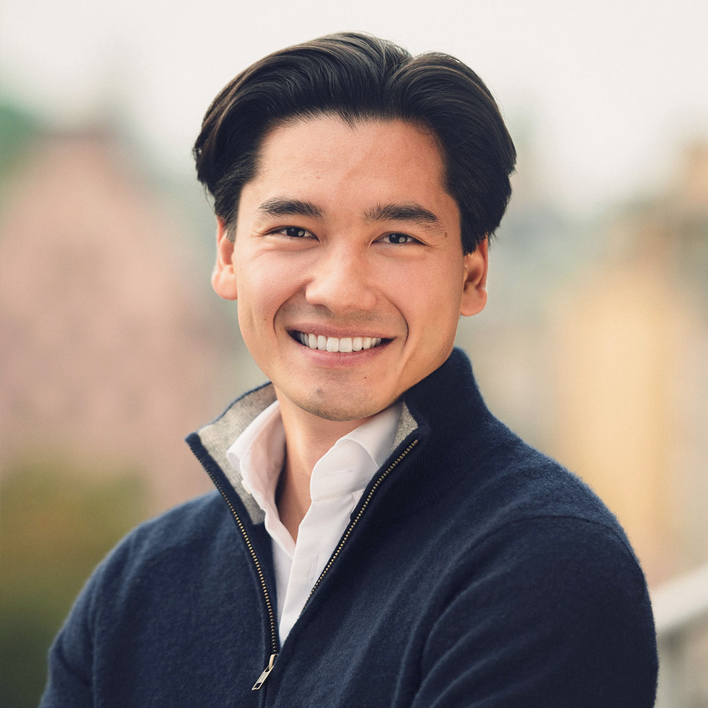 Lucas1